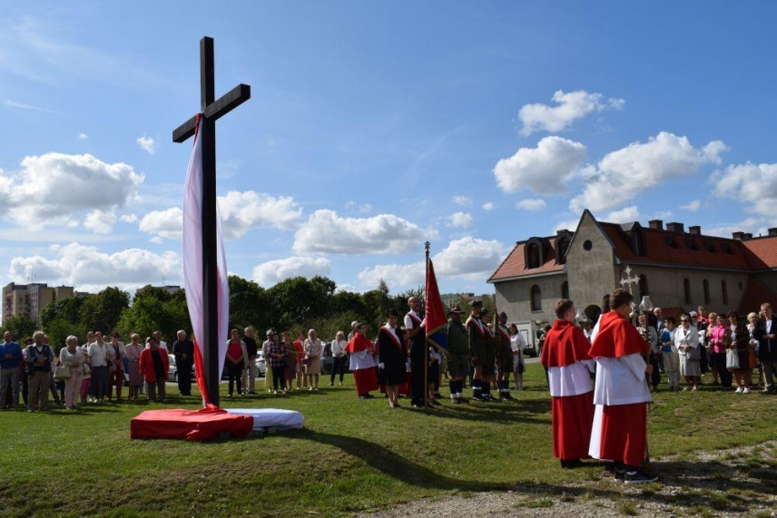 „Polska pod Krzyżem” w Legnicy